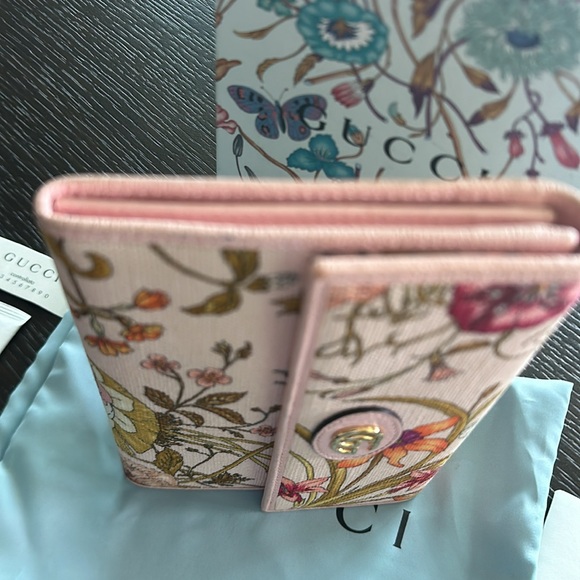 Limited Edition Gucci Marmont Wallet💕🌸🌺🌷 - Picture 7 of 13